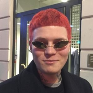 Meet your Posher, Tyler